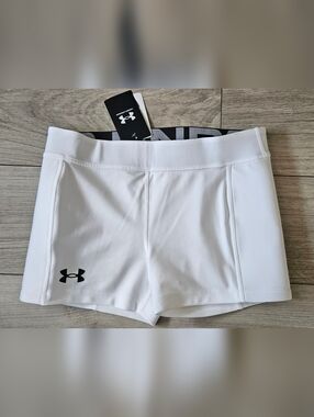 Under Armour Girls Softball Utility Slider Shorts Youth XL White Athletic NWT